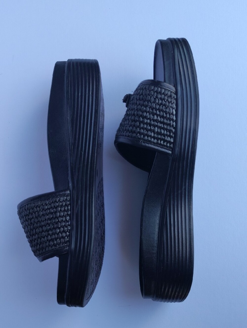 Donald J. Pliner Black Woven Slide Mules with Metallic Accent - Picture 5 of 7
